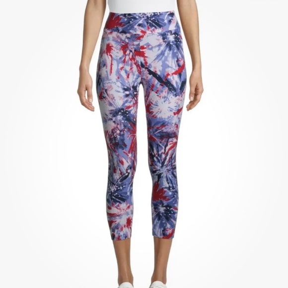 Way To Celebrate Women’s Americana Capris Leggings Size XL (16-18) NEW - Picture 1 of 6